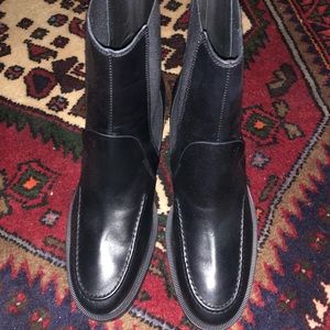 NEW Tod’s boots